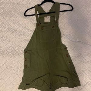 Green romper